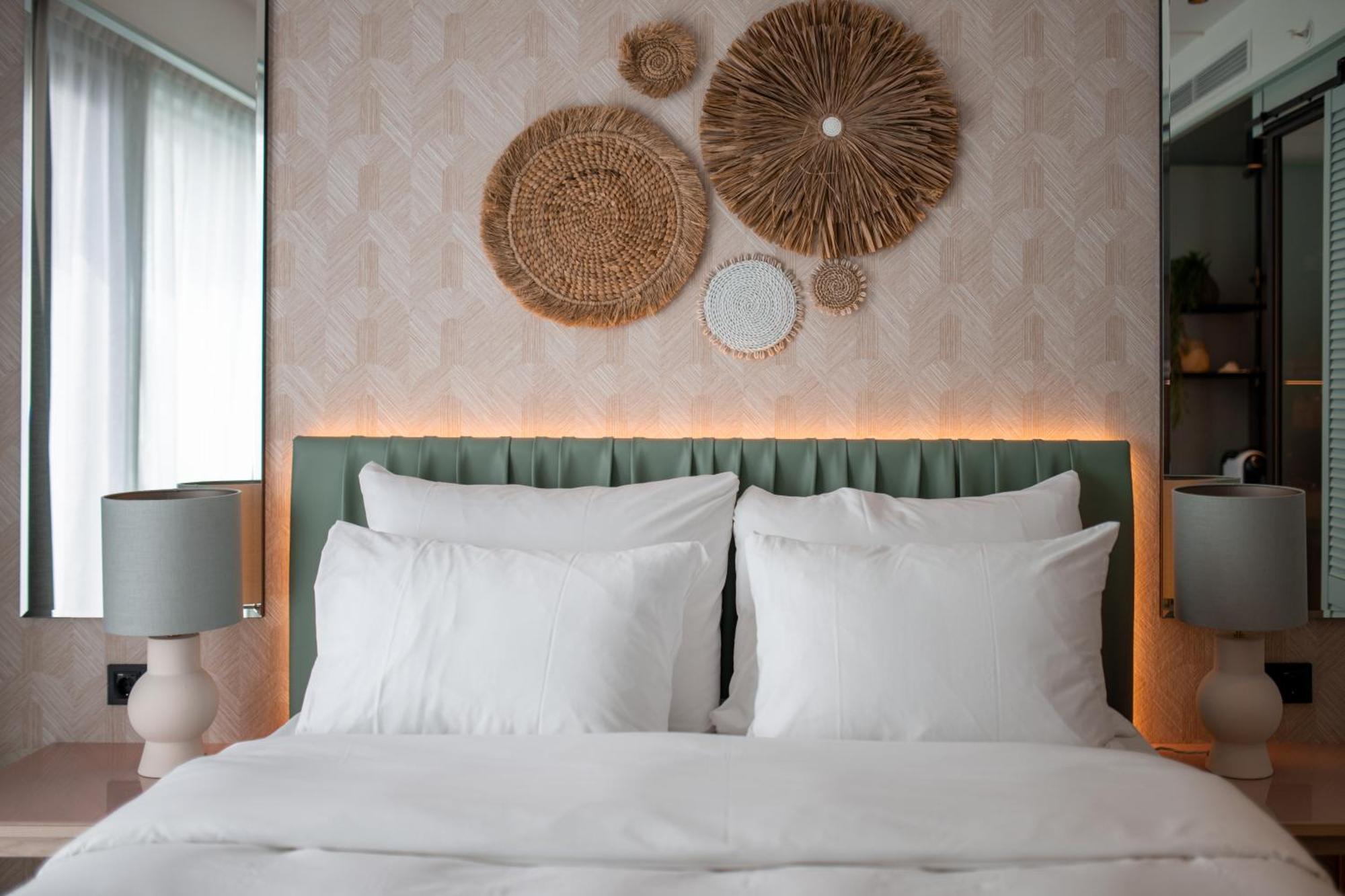 Hotel Riviera Мос Екстериор снимка